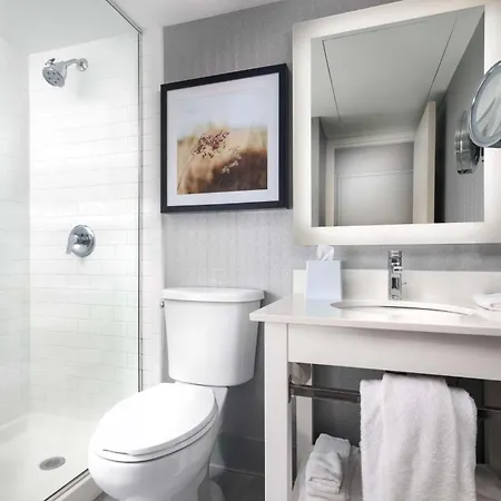 Doubletree By Hilton Manhattan, Ks Esterno foto