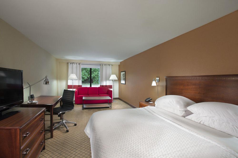 Doubletree By Hilton Manhattan, Ks Manhattan