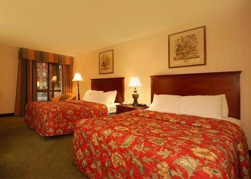 Doubletree By Hilton Manhattan, Ks 3*