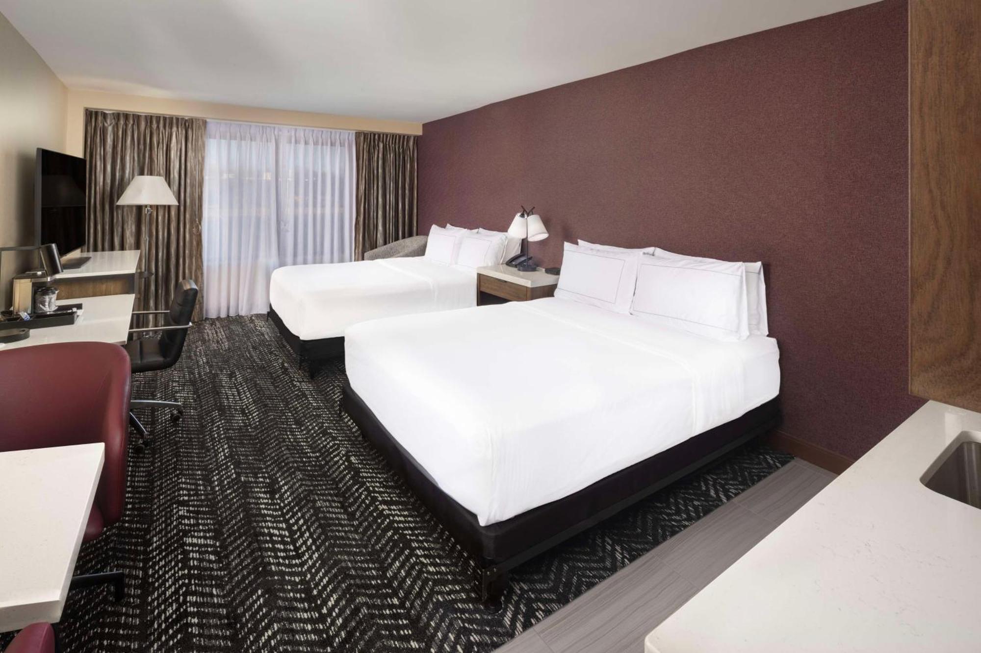 Doubletree By Hilton Manhattan, Ks Manhattan