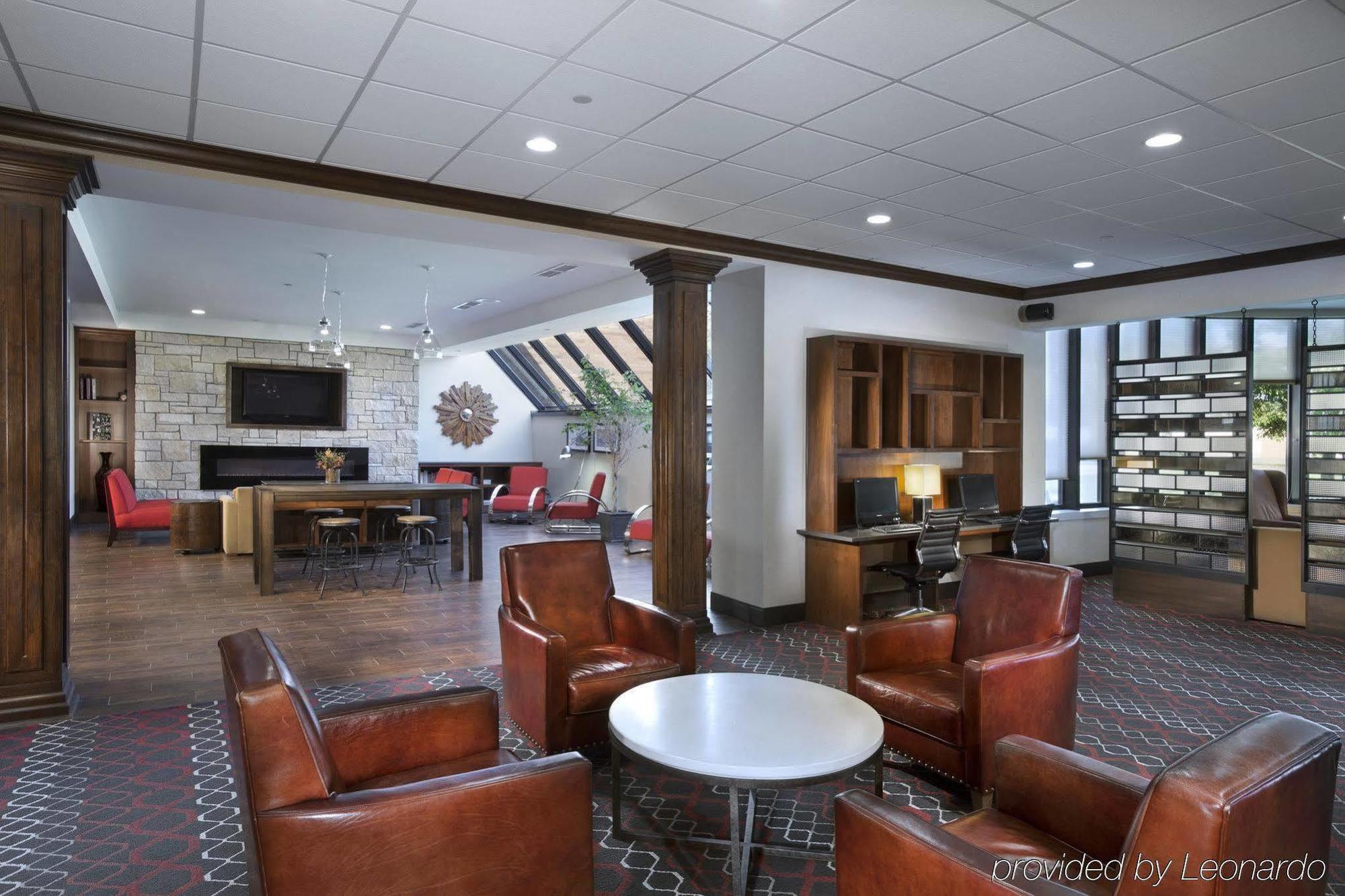 Hotel Doubletree By Hilton Manhattan, Ks Manhattan