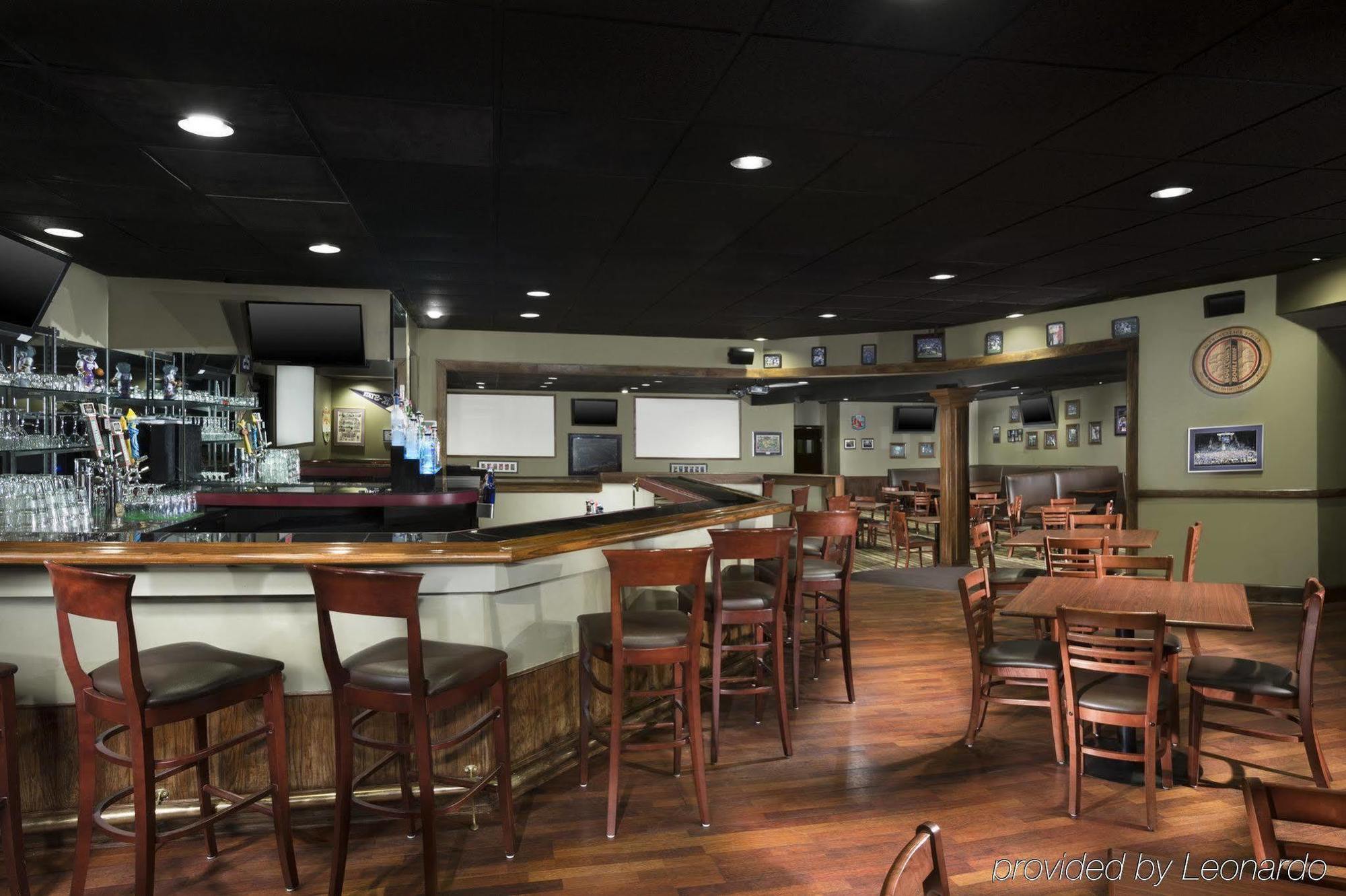 Hotel Doubletree By Hilton Manhattan, Ks
